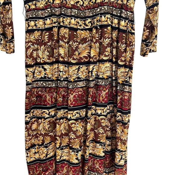 Sabino Petites Floral Dress - Picture 4 of 5